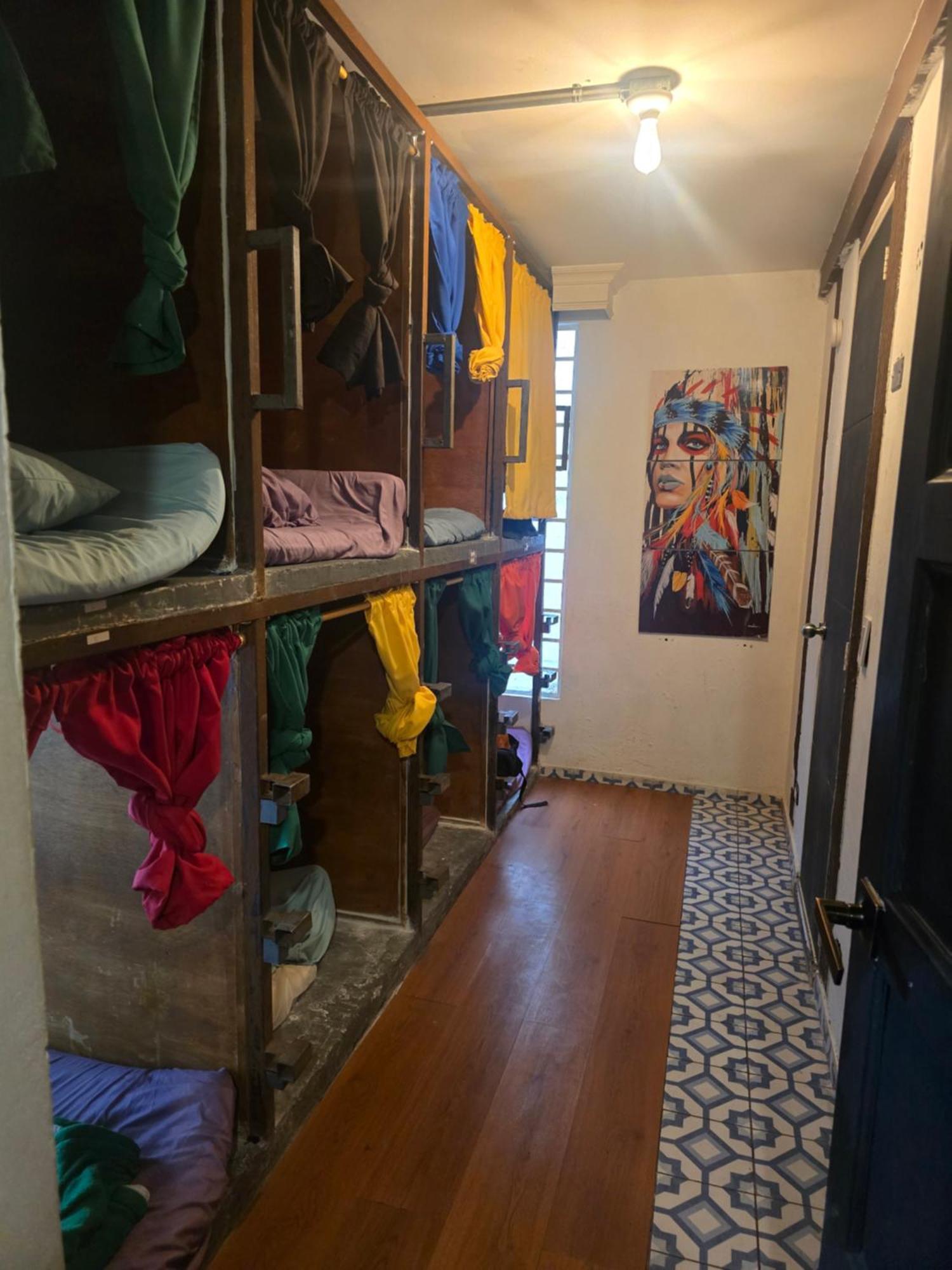 Portelli Hostal Zona G- Para Extranjeros Bogotá Dış mekan fotoğraf