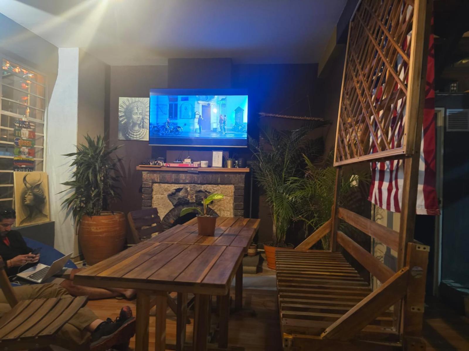 Portelli Hostal Zona G- Para Extranjeros Bogotá Dış mekan fotoğraf